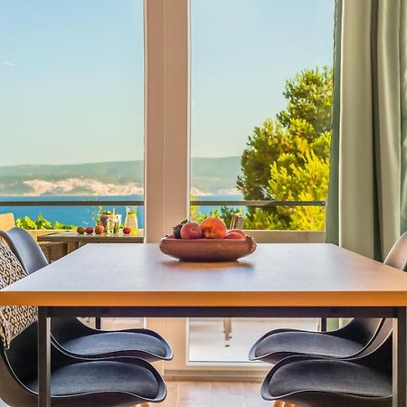 Adris Apartments Омиш Экстерьер фото