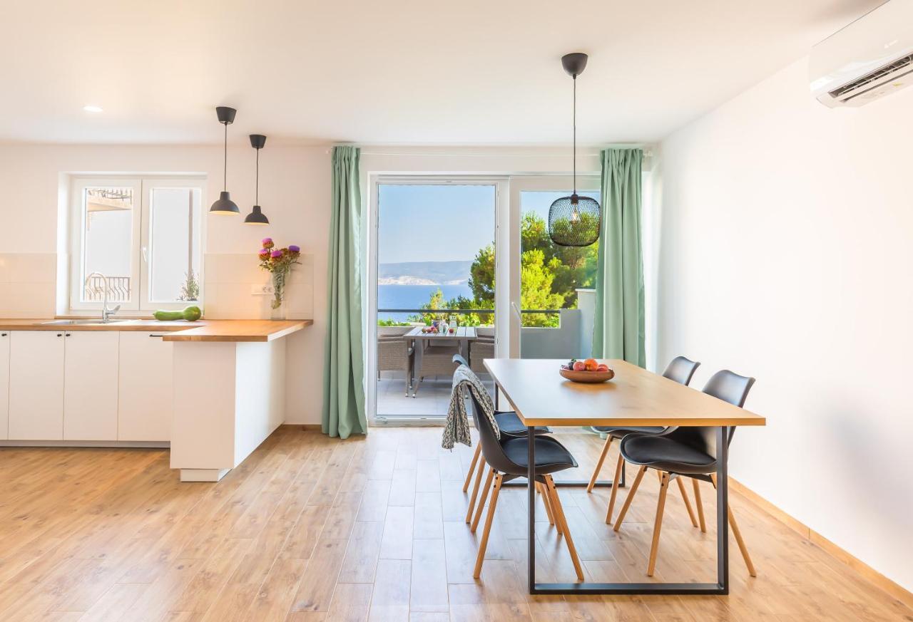 Adris Apartments Омиш Экстерьер фото