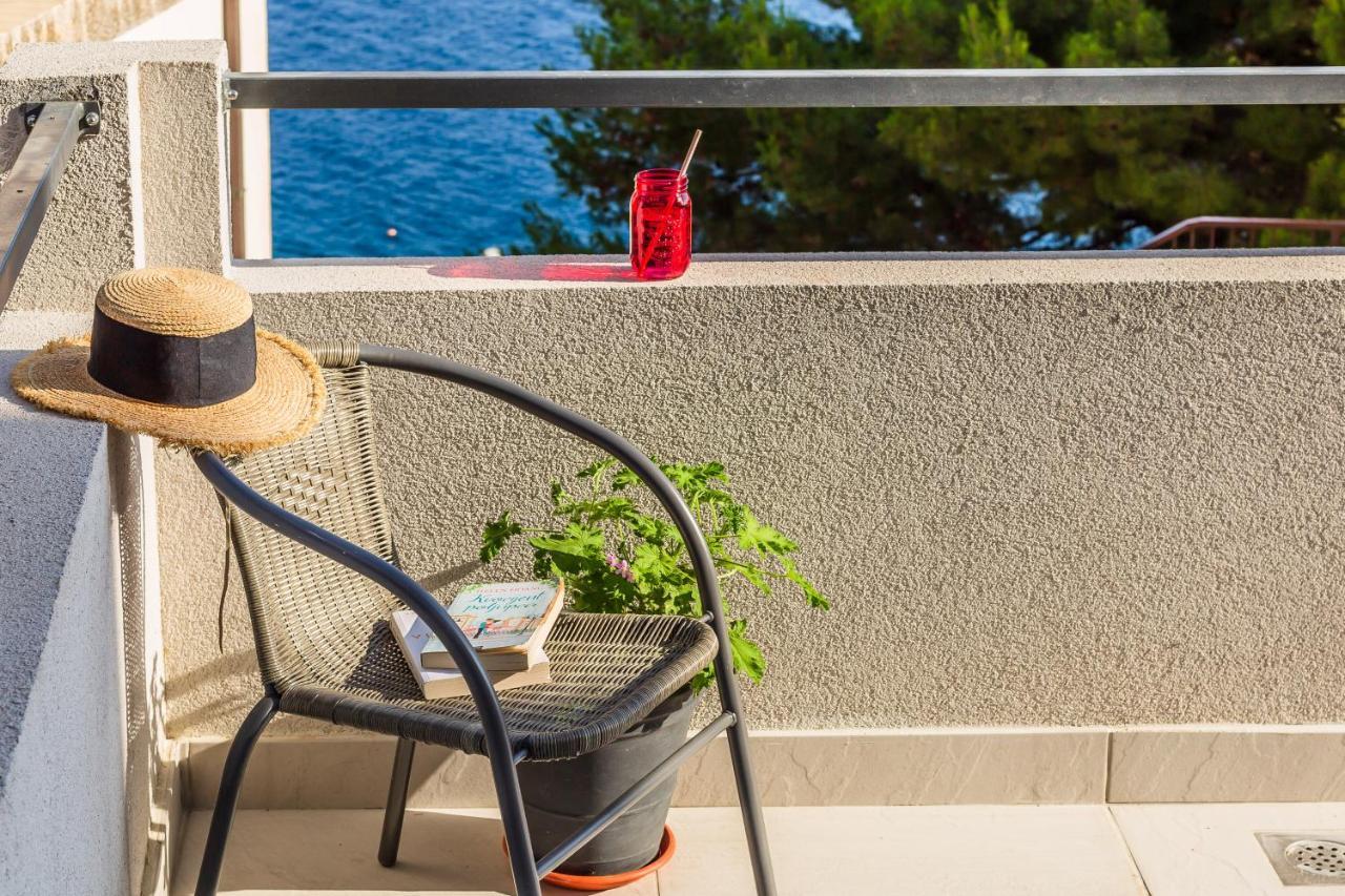 Adris Apartments Омиш Экстерьер фото